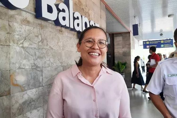 VP Corporate Secretary KAI Commuter, Anne Purba (Endang Kusumastuti)