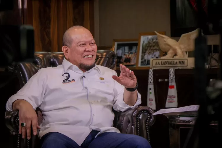 Ketua DPD RI LaNyalla mengingatkan pemerintah untuk instrospeksi didi usai dipuji IMF terkait pertumbuhan ekonomi