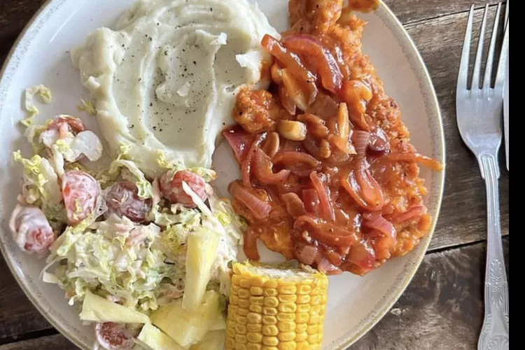 Rekomendasi Kuliner Western Food Harga Mahasiswa di Jogja (Instagram @tfpkopiwarun)