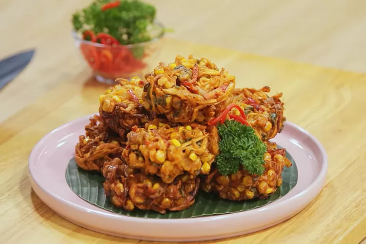 kreasi masakan: Berikut ini resep jagung talas goreng dari Chef Rudy (YouTube Rudy dan Sahabat TV)