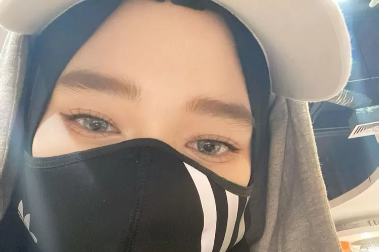 Dijodohkan dengan Ariel NOAH, Inara Rusli: Bingung Kalau Sama Anak ... (IG @mommy_starla)