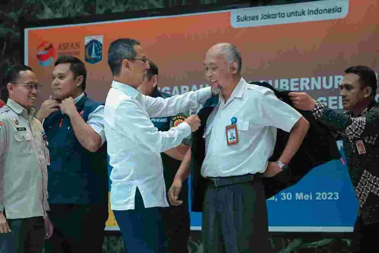 Pj Gubernur DKI Jakarta  Heru Budi Hartono membentuk Satgas Penanganan Bencana Gempa  Bumi di Jakarta