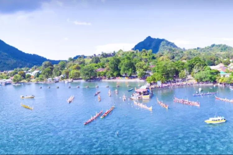Banda Neira adalah tempat di Maluku yang memiliki banyak tempat wisata. (Indonesia Travel)