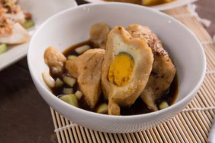 Resep Pempek Tanpa Ikan dan Ayam Ala Chef Devina Hermawan, Wajib Banget Dicoba!