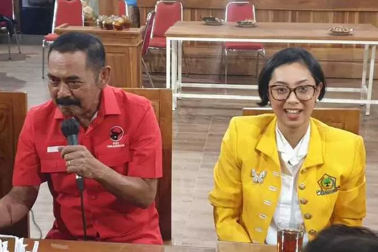 Ketua DPD Golkar Solo Sekar Tanjung bersama Ketua DPC PDIP Solo FX Hadi Rudyatmo (Endang Kusumastuti)