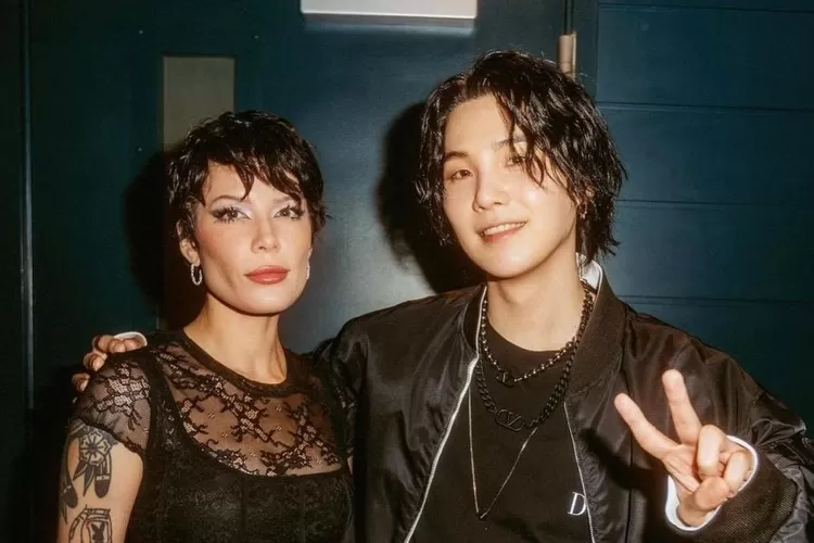 SUGA BTS kembali berkolaborasi dengan Halsey untuk OST Diablo IV (Sumber: Soompi)