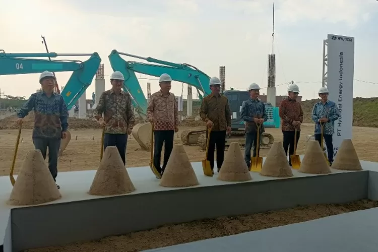 Pembangunan pabrik baterai 