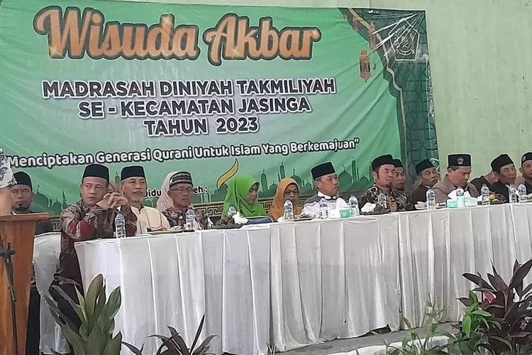 Wisuda Akbar 2023 FKDT Kec Jasinga (catatanfakta.com)