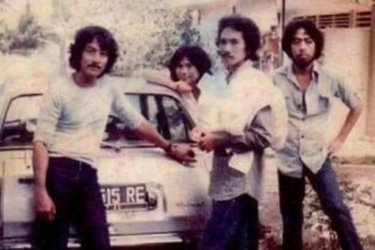 Lagu&nbsp; Bali merupakan salah satu lagu Koes Plus berbahasa Jawa yang dirilis tahun 1974. Lagu grup musik legendaris ini  dikemas dalam album Pop Jawa Volume 1.