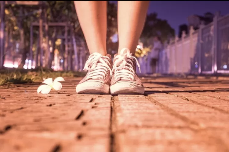 perasaan kesepian yang selalu datang di malam hari (pexels / pixabay)