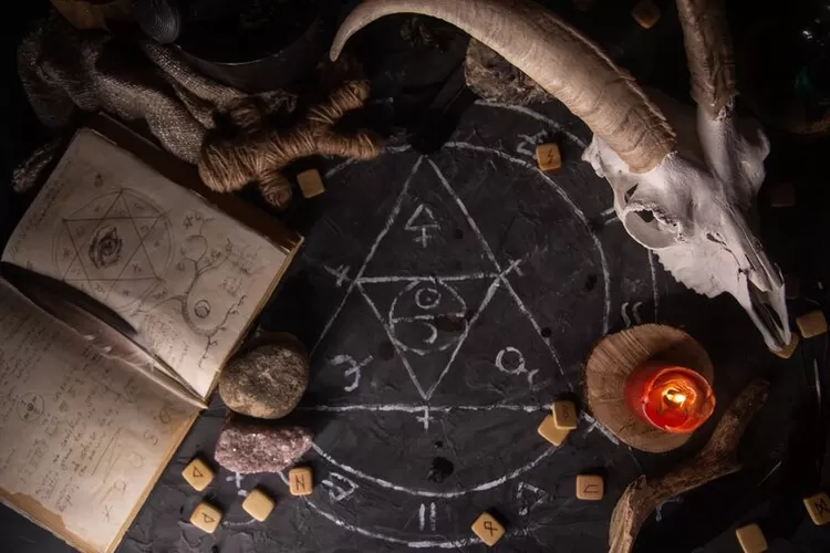 Ini dia tanda bahwa anda sudah terkena kiriman sihir (www.freepik.com)