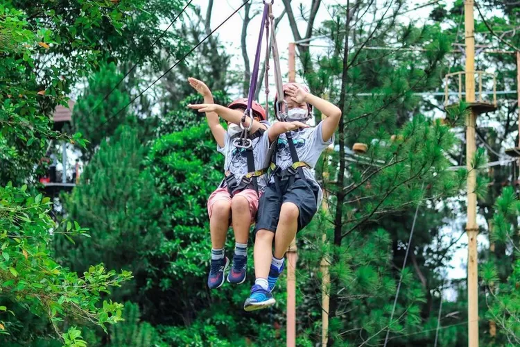 Wahana Flying Fox Taman Budaya Sentul (Instagram @tamanbudaya_id)