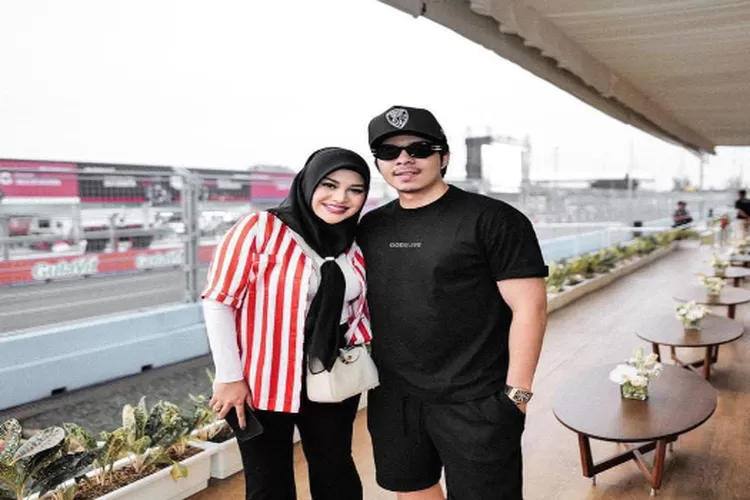 Atta Halilintar dan Aurel Hermansyah mengadakan acara (Instagram @attahalilintar)