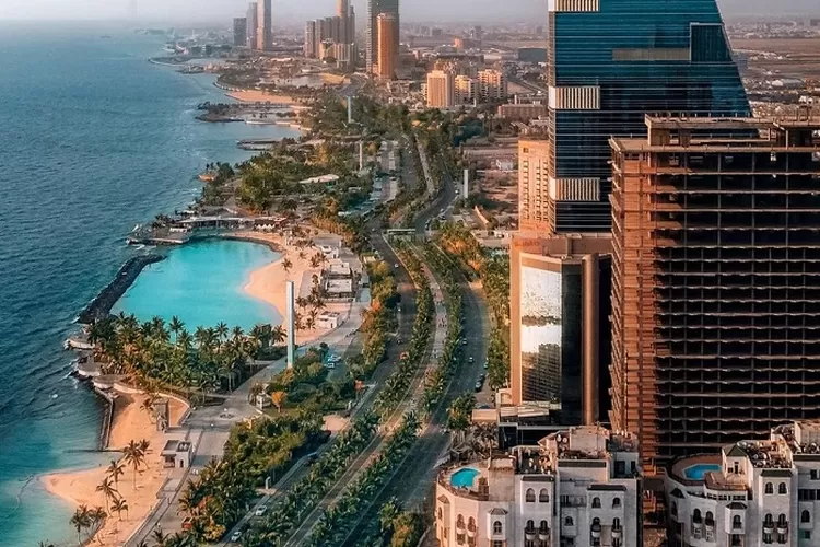 Pantai Laut Merah di Jeddah terus dikembangkan jadi destinasi wisata/Foto Saudi Gazette