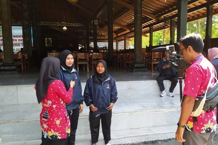 Atlet Jenor Egrang KORMI Demak Yakin Raih Medali Emas di FORDA VII Jateng