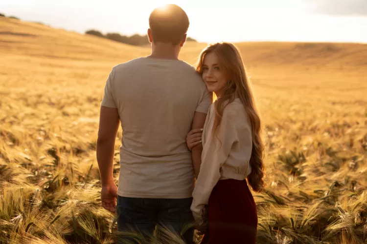 Ilustrasi beberapa kualitas yang bisa membuat hubungan Anda dan pasangan menjadi langgeng (freepik.com/freepik)