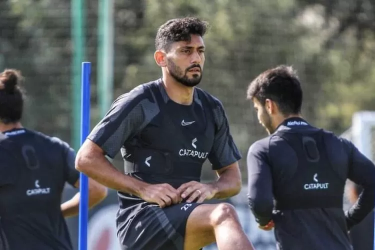 Sosok Ataa Jaber, pemain asal Israel yang dikabarkan akan memperkuat Timnas Palestina. (Tangkap layar Instagram/@ataajaber23)