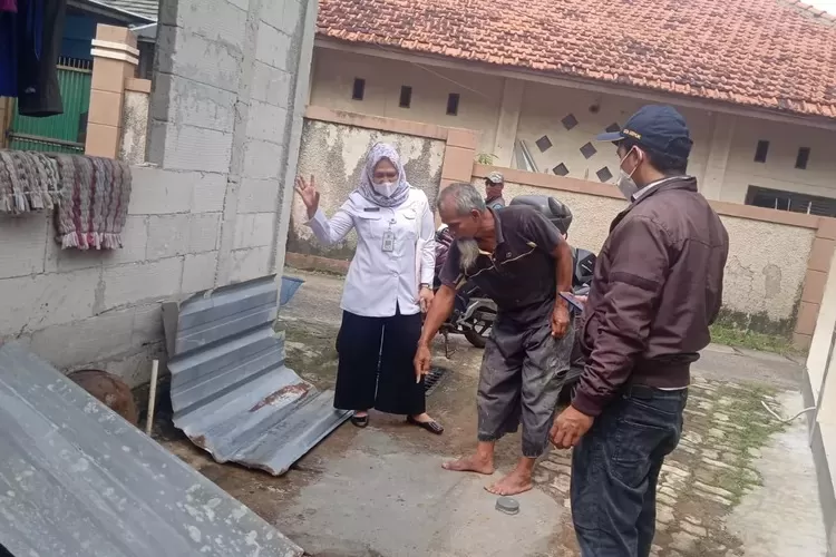 ILUSTRASI : Pembangunan bantuan Rumah Tidak Layak Huni (RTLH).