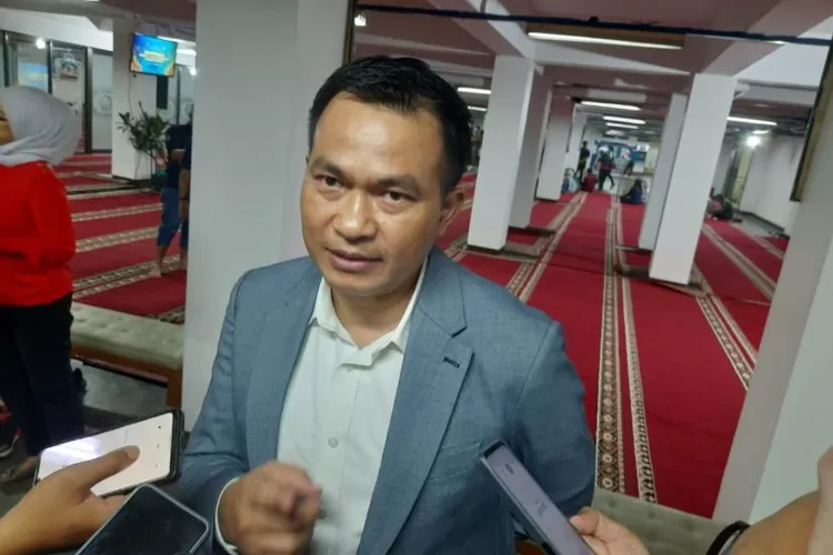 Kepala Disdik Jabar Wahyu Mijaya menjelaskan pengawasan PPDB. (Republika.co.id)