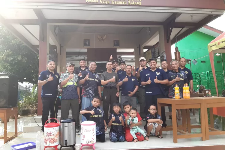 Anggota Pos Satkamling Perumahan Pesona Griya RT 03/RW 10, Kelurahan Kauman, Kecamatan/Kabupaten Batang.  (Foto: dok)