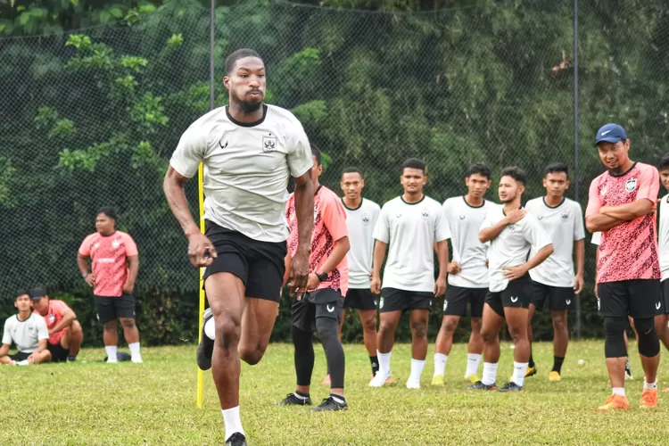 Boubakary Diarra akhirnya diresmikan PSIS Semarang.  (Ayosemarang.com/ Audrian Firhannusa)