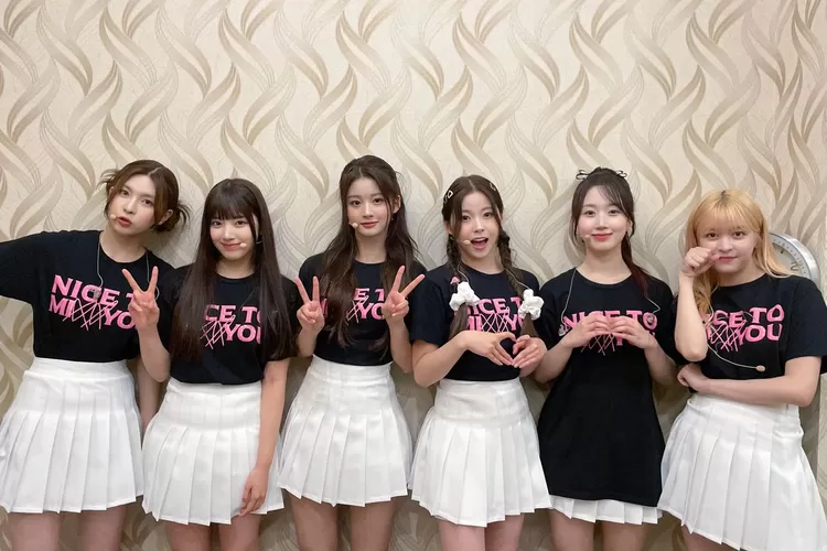 Sukses gelar showcase di Jakarta, NMIXX nyanyi lagu anak-anak 'Sayang Semuanya' (Twitter @NMIXX_Official)