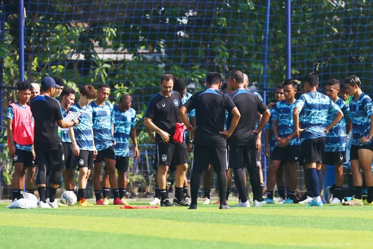 Pemain PSIS Semarang Kembali Berlatih Usai Uji Coba Lawan Persijap Pada Minggu Lalu (foto ligaindonesiabaru)