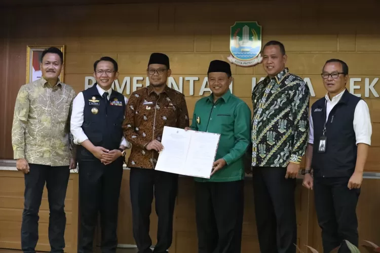 Wagub Jabar Uu Ruzhanul Ulum lakukan monitoring dan evaluasi aksi stunting di Kota Bekasi. (Pemkot Bekasi)