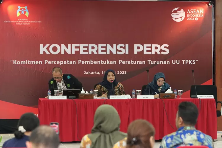 Konferensi Pers 'Komitmen Percepatan Pembentukan Peraturan Turunan UU TPKS' 