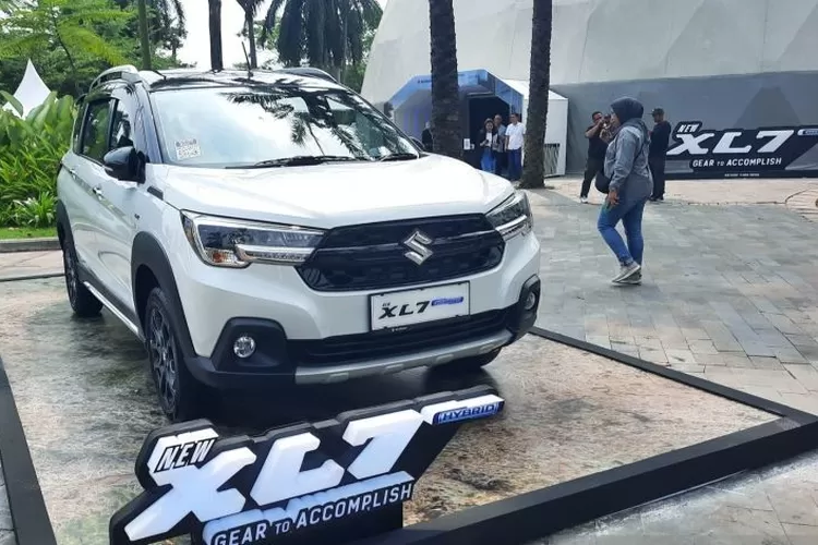 New XL7 Hybrid. ( ANTARA/Chairul Rohman)