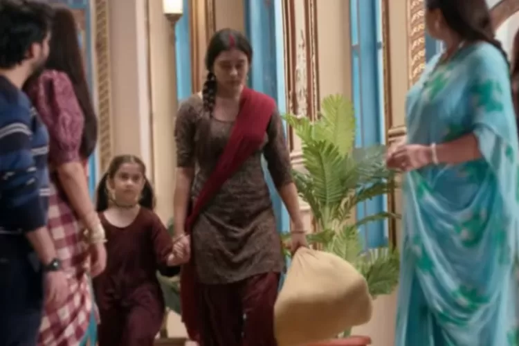 Sinopsis Imlie ANTV 17 Juni 2023: Malini Mengetahui Keberadaan Chini, Dia Berniat Menyembunyikannya dari Imlie (Gorajuara.com/dok : YouTube/StarPlus)