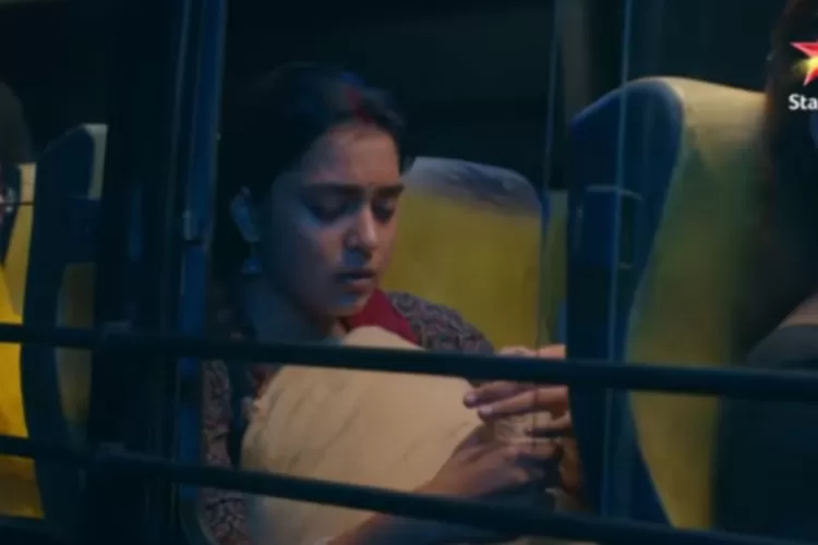 Sinopsis Imlie ANTV 17 Juni 2023: Imlie Datangi Rumah Aryan untuk Membawa Pergi Chini (Gorajuara.com/dok : YouTube/StarPlus)