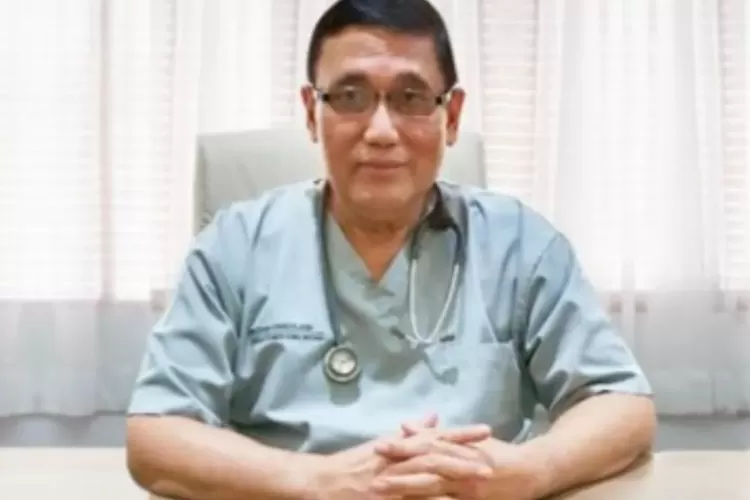 Kunta Setiaji Jadi Dokter Di Rumah Sakit Mana? Intip Biodata Suami Sri ...