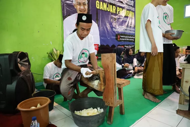 Pelatihan Ekonomi Kreatif oleh SDG Jateng: Santri Roudhotul Uqul Siap Menjadi Wirausaha