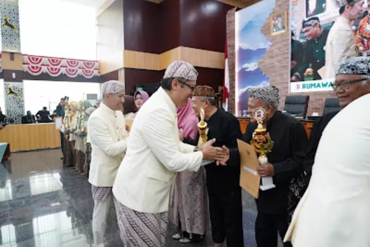 Dalam Sidang Paripurna HJB, Wali Kota Bogor Sampaikan Pesan Ini (Metro)