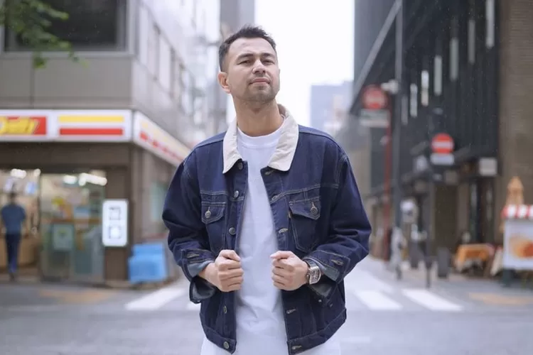 Terungkap! Gara-gara Tidak Bisa Bahasa Inggris, Raffi Ahmad Ngaku Benci dengan 3 Host Ini (Gorajuara.com/dok: Instagram @raffinagita1717)