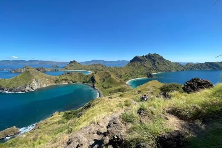 Liburan Idul Adha di Labuan Bajo ( blog.eigeradventure.com)