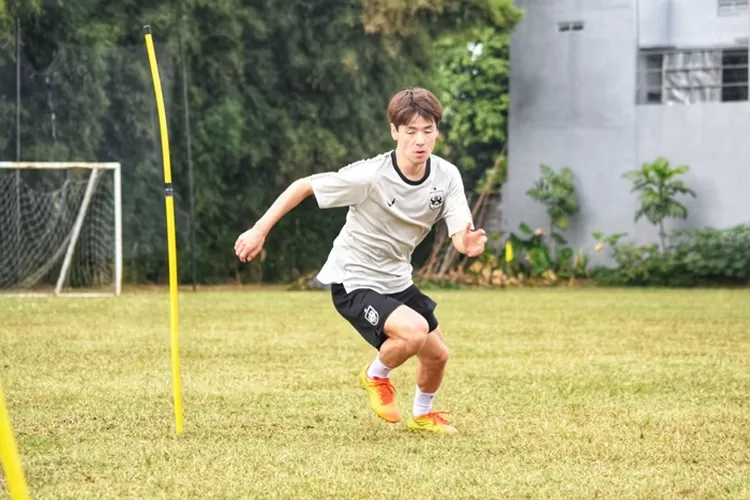 Taisei Marukawa tidak sabar menghadapi Phnom Penh Crown FC.  (Ayosemarang.com/ Audrian Firhannusa)