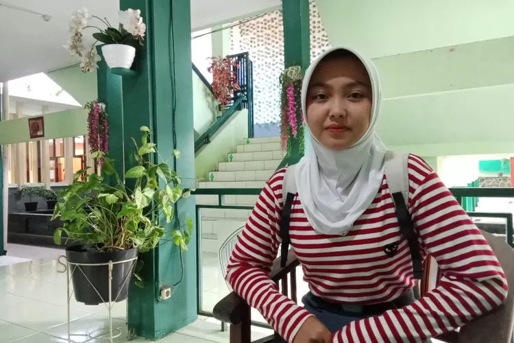 Siti Nuranisa Atlit Pencak Silat SMAN 15 Bandung Lolos Mewakili Kota Bandung  ke Tingkat Provinsi (GoraJuara.com/dok AKSI)