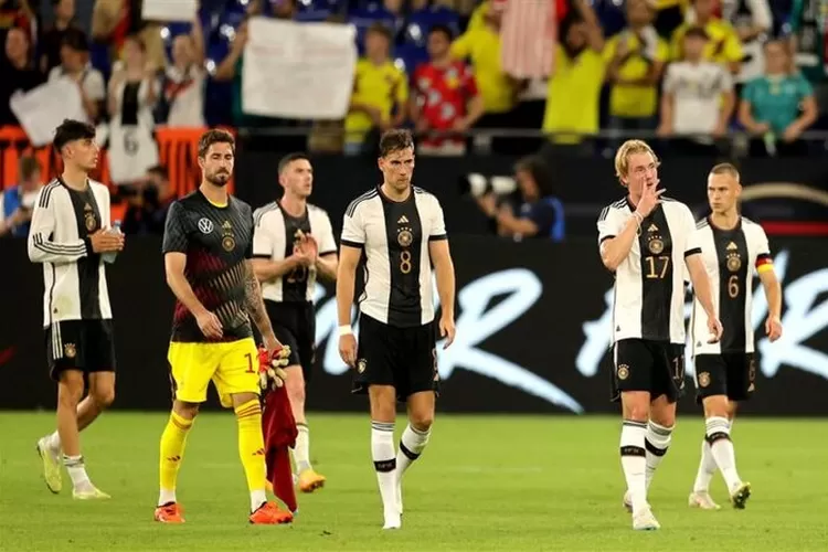 Timnas Jerman kalah dari Kolombia dalam laga persahabatan.  (EPA/FRIEDEMANN VOGEL)