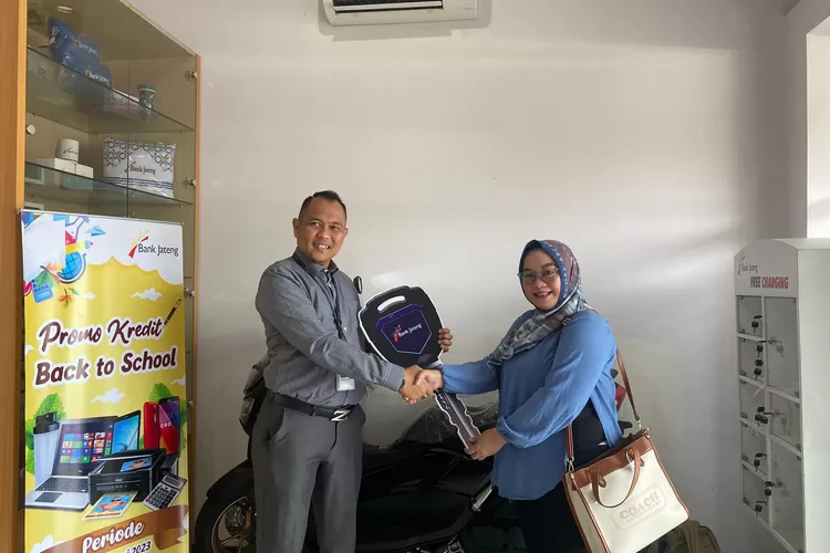 Bank Jateng mengucapkan selamat kepada para pemenang undian nasabah Bank Jateng Capem Unnes dan berterima kasih atas partisipasi dan kepercayaan yang diberikan. (dok)