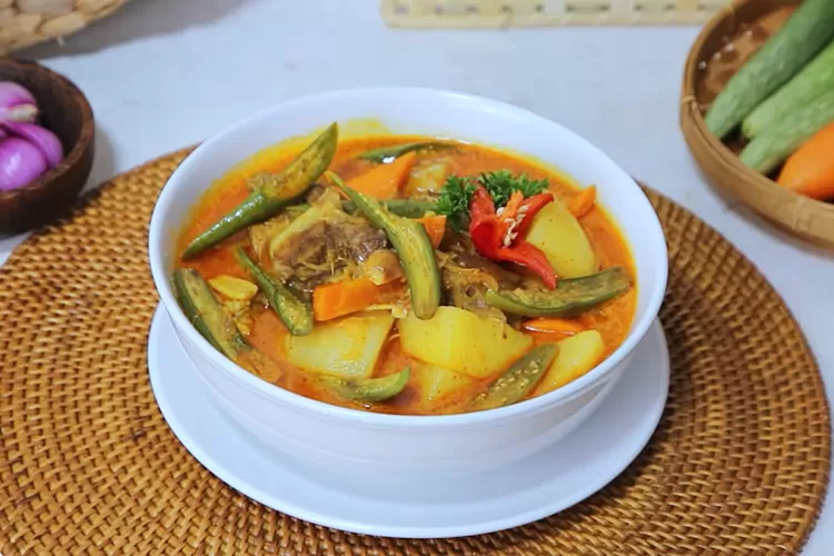Kreasi masakan: Resep gulai daging terong telunjuk jadi menu favorit di hari Idul Adha (YouTube Simple Rudy TV)