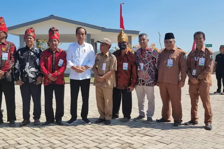 Kunker Presiden Jokowi ke pabrik smelter PT Aman Mineral Sumbawa Barat. sukses (Suara Karya/Ist)