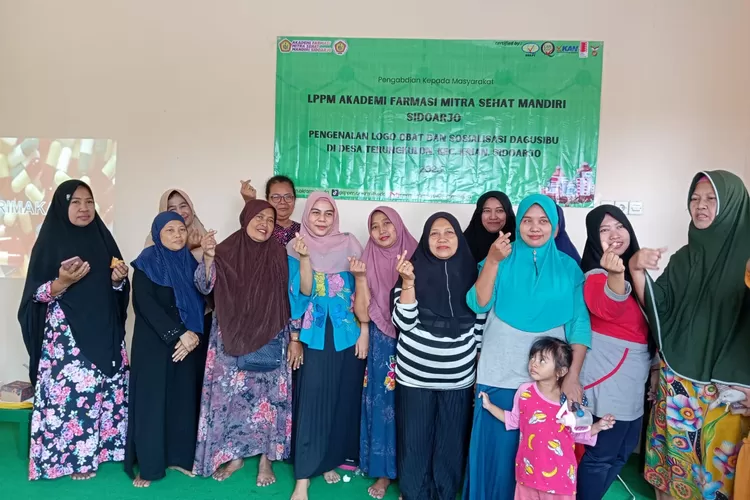 Lembaga Penelitian dan Pengabdian Kepada Masyarakat (LPPM) Akademi Farmasi Mitra Sehat Mandiri Sidoarjo kembali melakukan penyuluhan di desa binaan. 
