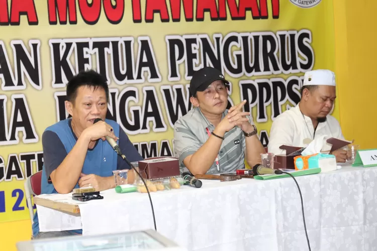 rapat pemilihan kepengurusan penghuni apartemen Gateaway (dok.dok.Pengurus dan pengawas perhimpunan apartemen Gateaway)