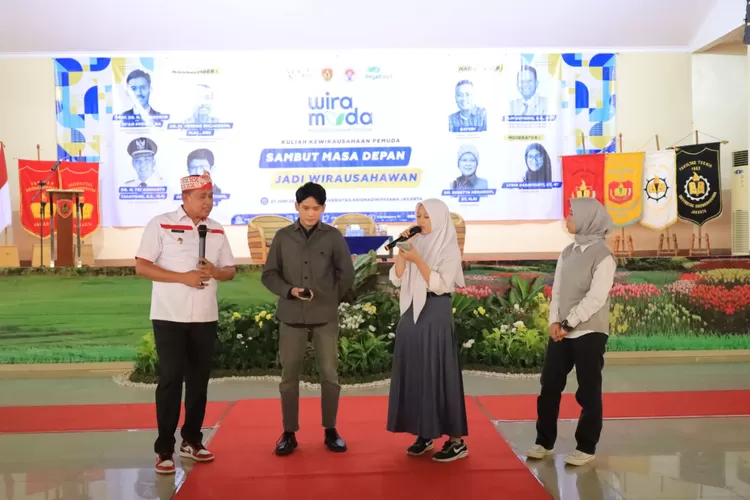Ciptakan Pengusaha Milenial, Tri Adhianto Beri Motivasi Wirausaha ke Mahasiswa Unkris