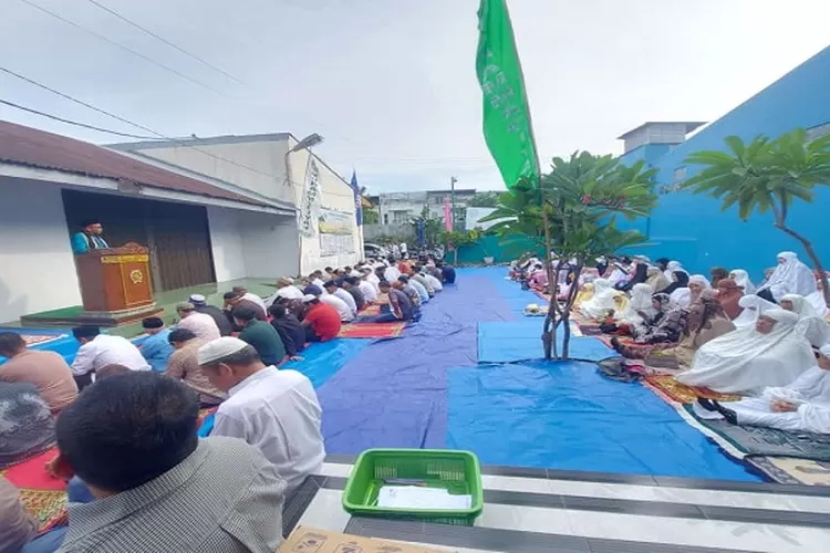 Warga Muhammadiyah Ranting Padang Bulan Medan Laksanakan shalat idul adha 1444 H (Realitasonline.id/mis)