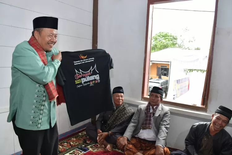 Bupati Agam Dr. H. Andri Warman menghadiri acara silaturahmi Ikatan Keluarga Perantau Padang Laweh (IKPPL) (AMC News)
