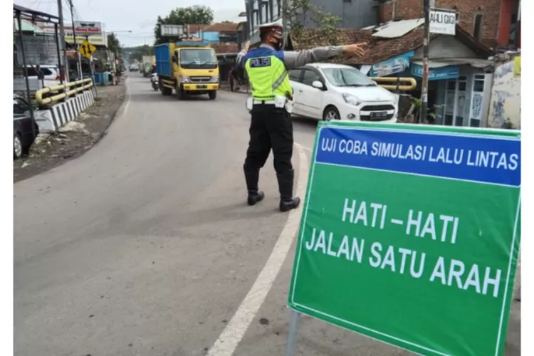 kepadatan lalu lintas itu terjadi karena antusias wisatawan habiskan libur cuti bersama Idul Adha di daerah Lembang (dok ntmcpolri.info)