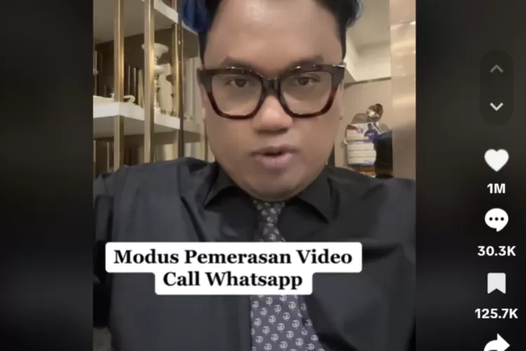 Uya Kuya Mengungkap Modus Pemerasan Video Call WhatsApp (TikTok.com/@king.uyakuya)